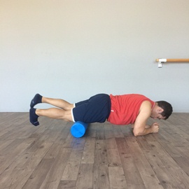 Automasaje Cara Anterior Del Muslo Con Foam Roller, paso 6