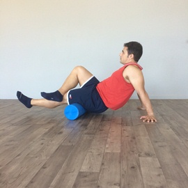 Automasaje Cara Posterior Del Muslo Con Foam Roller, paso 19