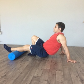 Automasaje Cara Posterior De La Pierna Con Foam Roller, paso 9