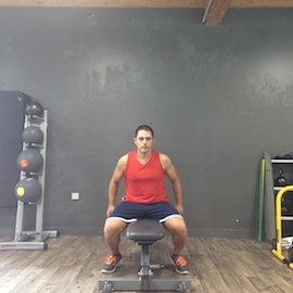 Sentado Salto Al Banco, paso 4