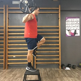 Escalón Con Barra, paso 8
