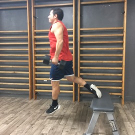 Sentadilla Split Con Mancuernas En Banco Saltando, paso 16
