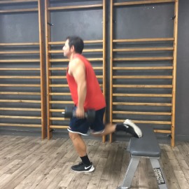 Sentadilla Split Con Mancuernas En Banco Saltando, paso 17