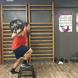 Escalón Con Barra Saltando, paso 15