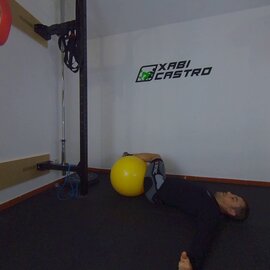Rotación Torácica Con Fitball , paso 16