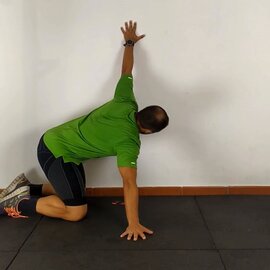Estiramiento Pectoral Pared, paso 13