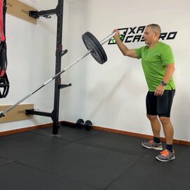 Sentadilla Con Landmine Un Brazo, paso 3