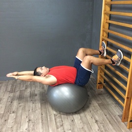Encogimiento Abdominal Sobre Balón, paso 9