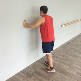 Estiramiento Soleo Contra Pared, paso 3