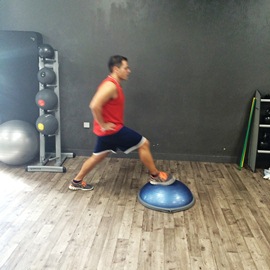 Zancada (Lunge) Sobre Bosu, paso 5