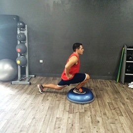Zancada (Lunge) Sobre Bosu, paso 8