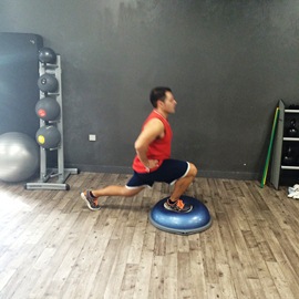 Zancada (Lunge) Sobre Bosu, paso 9