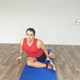 Estiramiento Cadera Posterior Sentado, paso 11