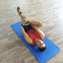 Estiramiento Cadera Posterior Decúbito Supino, paso 8